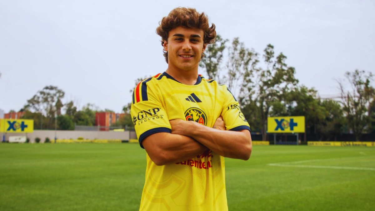 Carlos Álvarez llega al América procedente del Levante